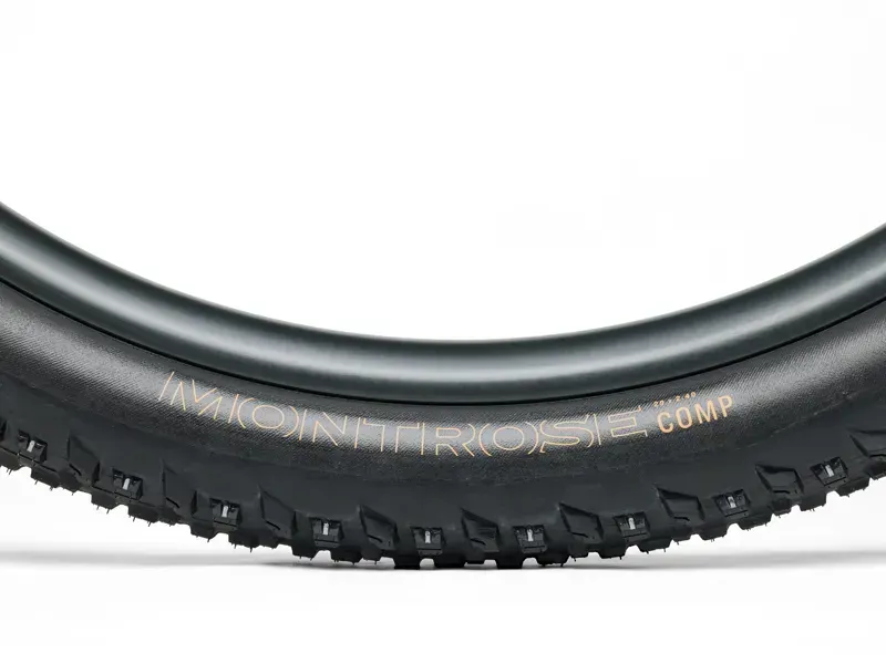 Tyre Bontrager Montrose Comp 29x2.40 BLACK 29 x 2.4-2