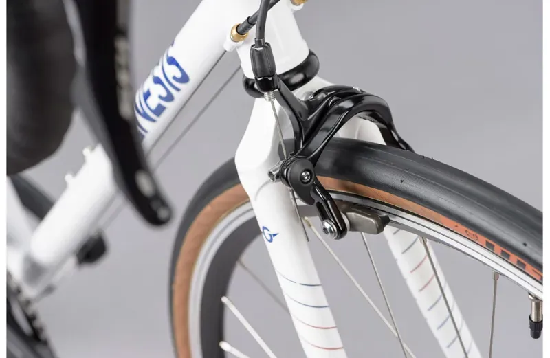 Genesis Equilibrium Steel Road Bike in Whitehouse Family-3