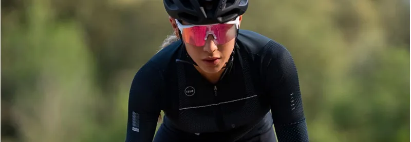 KOO Alibi Glasses Matte White Frame Photochromic Fuchsia Mirror Lenses-1