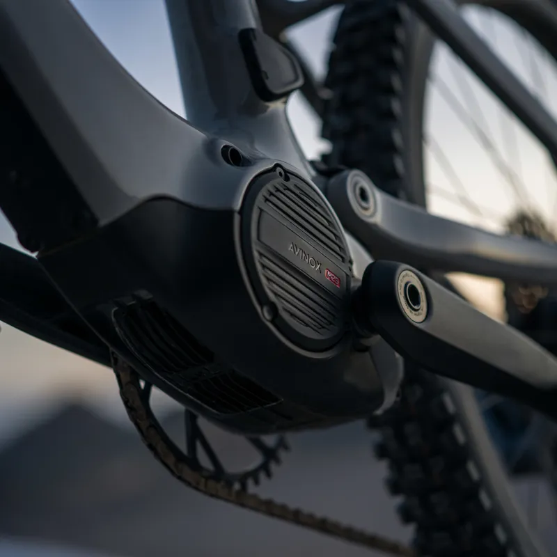 Amflow PX Carbon in Phantom Black-2
