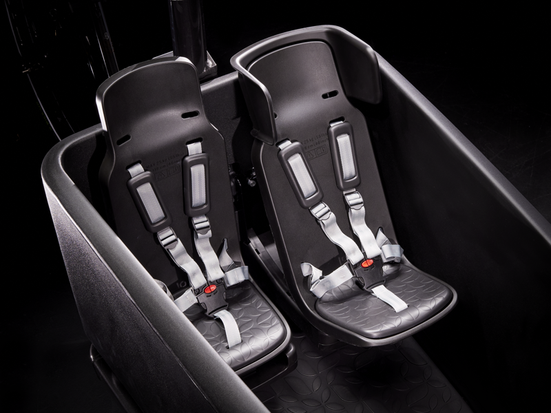 Trek Fetch+ 4 Electric Cargo Bike in Black-10