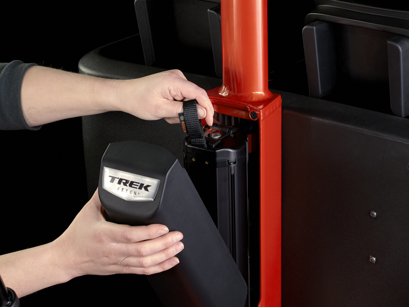 Trek Fetch+ 4 Electric Cargo Bike in Lava-4