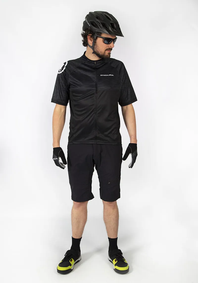 Endura Hummvee Lite Short with Liner in Black-4