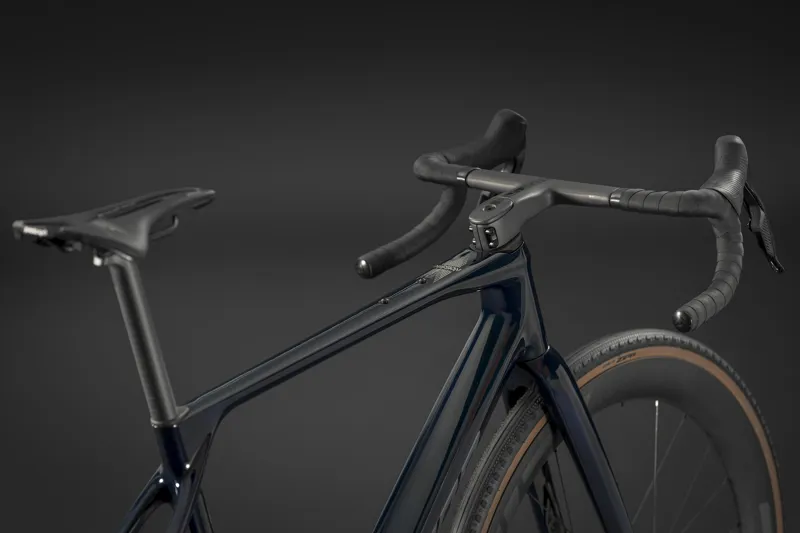 Merida Mission 10K in Blue Clear Coat/Hologram Decal-7