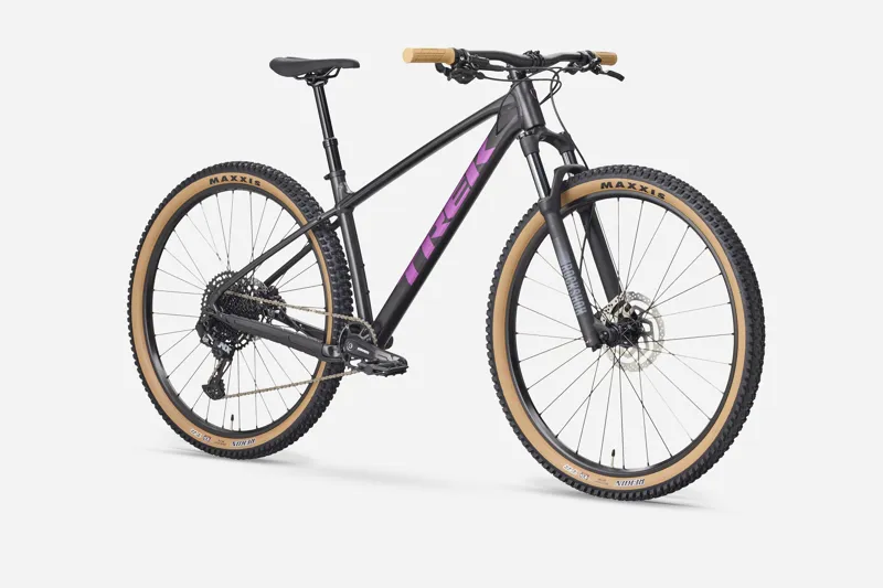 Trek Marlin 7 Gen 3 in Matte Dark Web/Clear Gloss Splatter-1