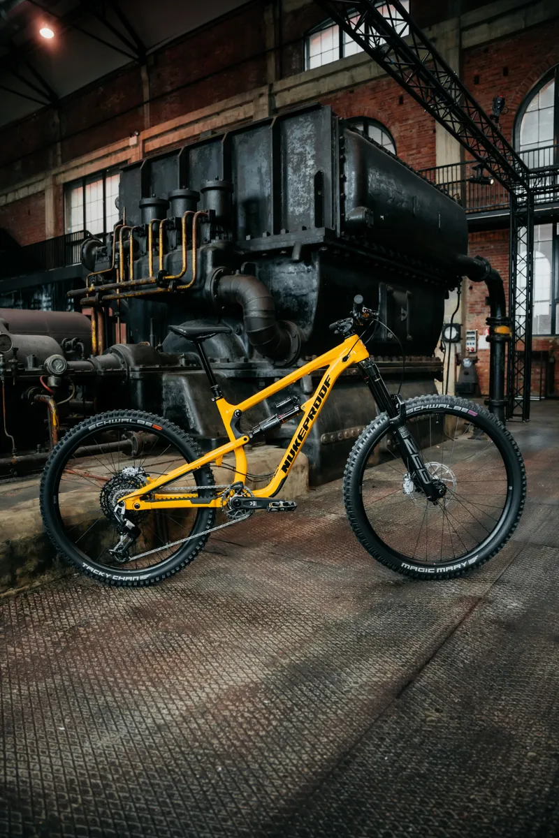 Nukeproof Mega Alloy 297/290 Mountain Bike in Yellow/Black-1