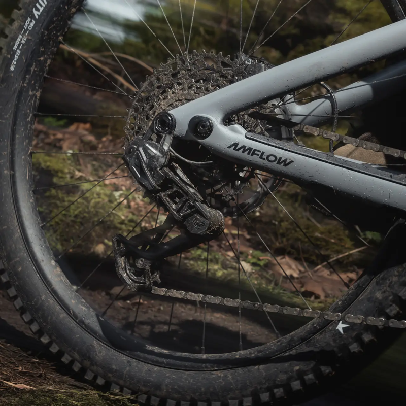 Amflow PR Carbon Pro in Basalt Grey-4