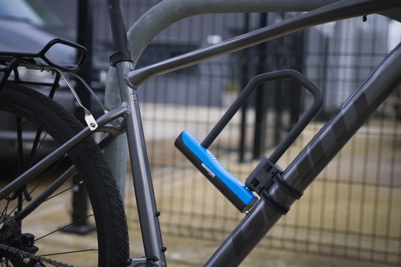 Oxford Patrol 1.0 260mm U-Lock in Black-4