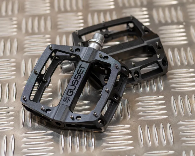 Gusset Slim Jim CNC Pedals in Stealth Black-3