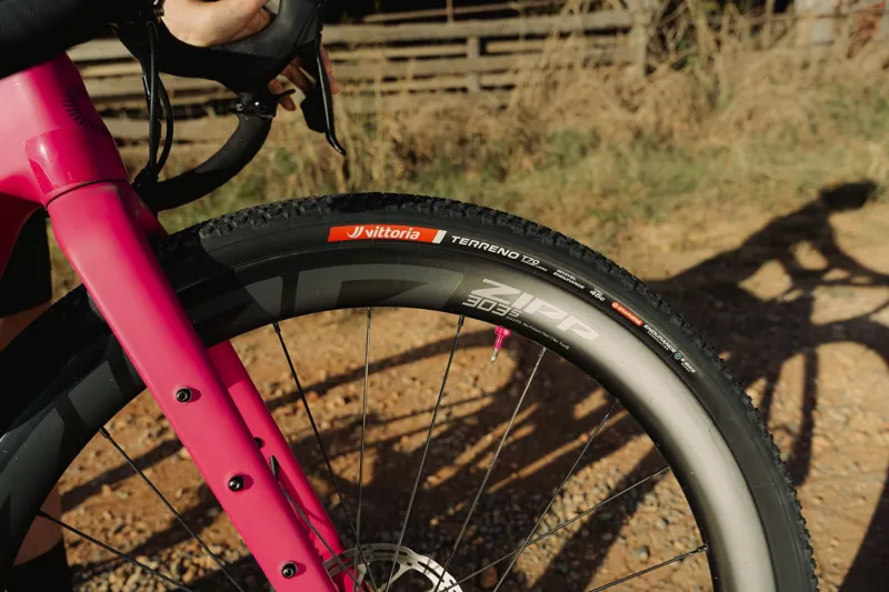 Vittoria Terreno T70 Coarse Loose Gravel Endurance G2.0 Tyre Full Black-3