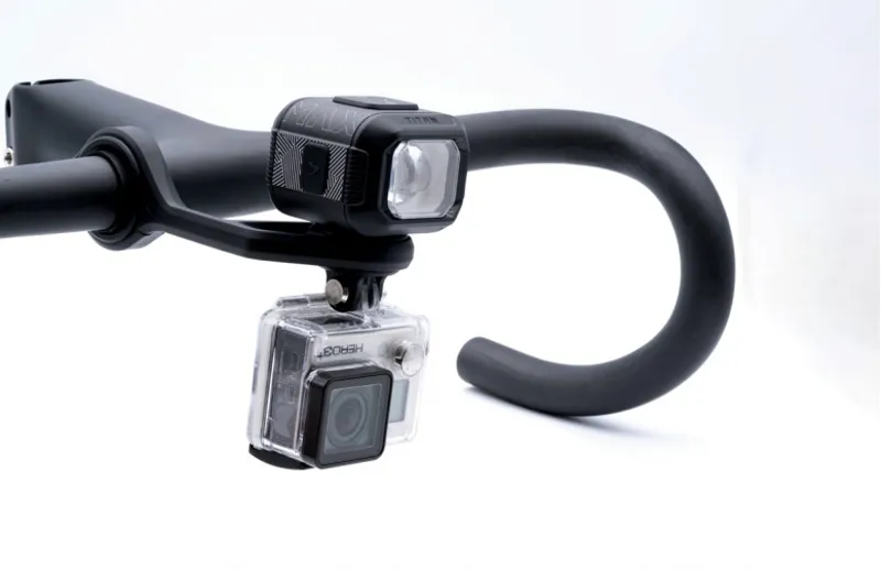 Moon Titan Max Front Light Black - 1700 Lumens-10