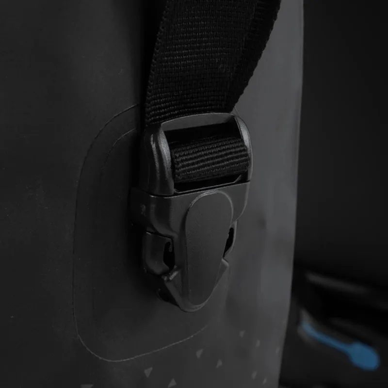 Oxford Aqua V 32 Double Pannier Bag in Black-6