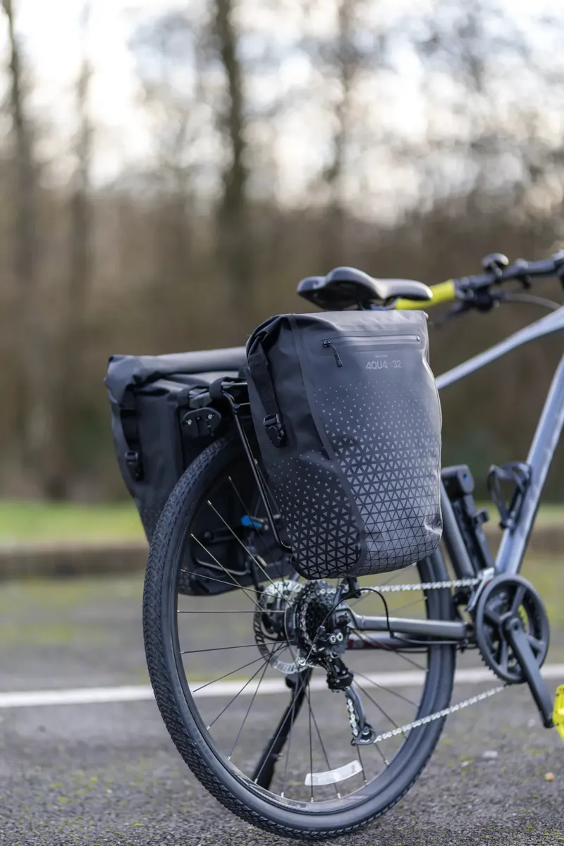 Oxford Aqua V 32 Double Pannier Bag in Black-10