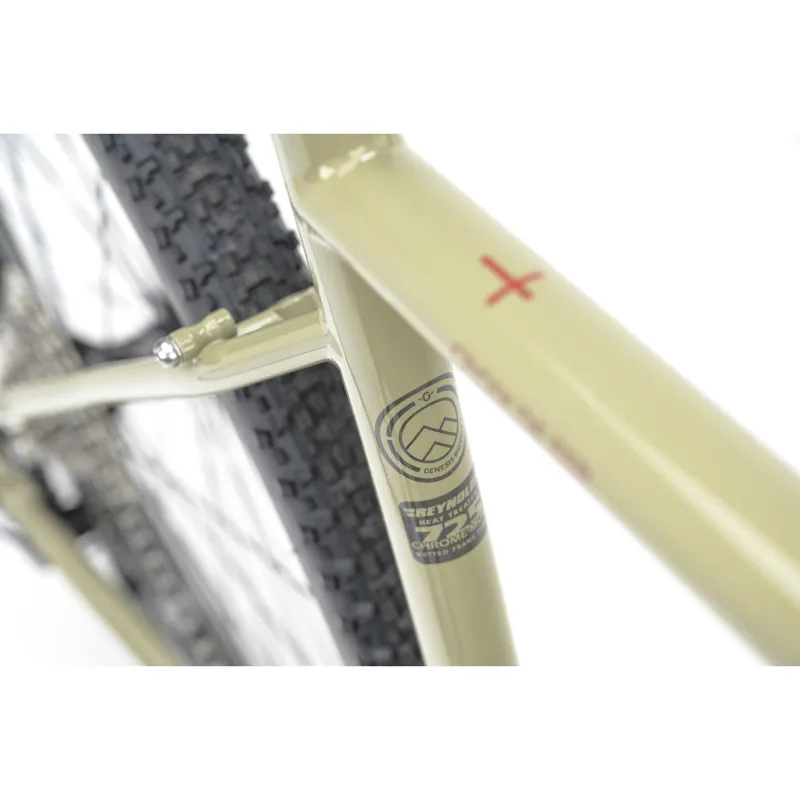 Genesis Croix De Fer 30 Gravel Bike in Pavement-8