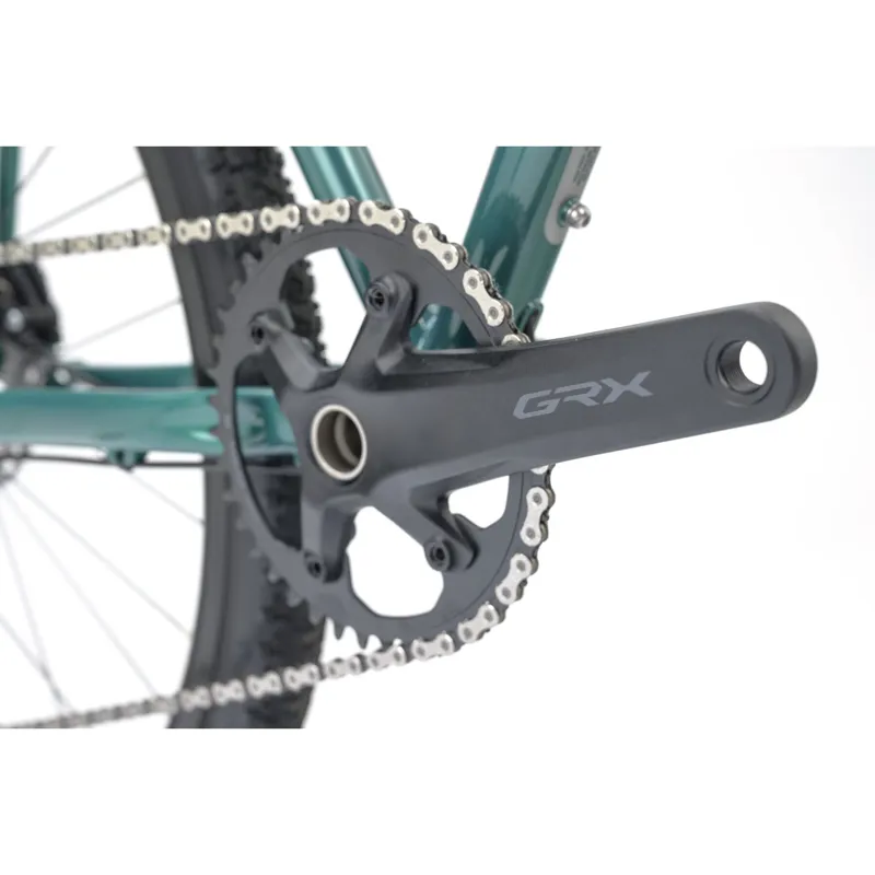 Genesis Croix De Fer 40 Gravel Bike in Sterling Gloss-5
