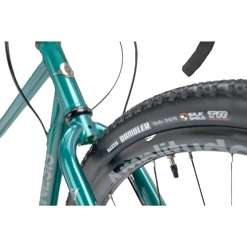 Genesis Croix De Fer 40 Gravel Bike in Sterling Gloss-7