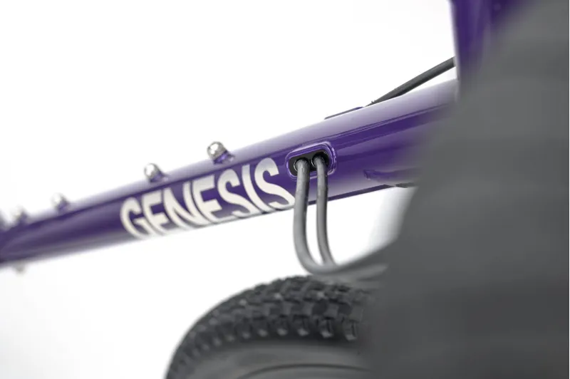 Genesis Croix De Fer 50 Gravel Bike in Stone Temple Violets-5