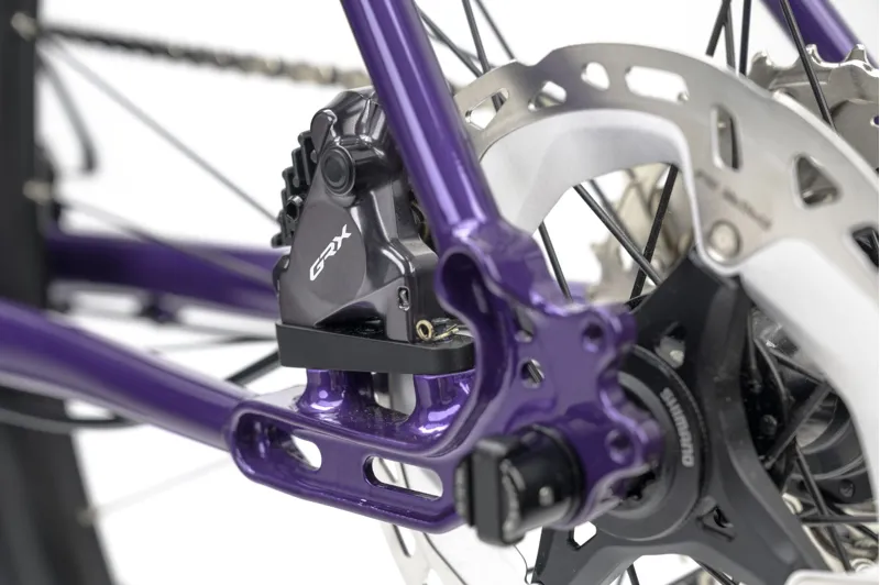 Genesis Croix De Fer 50 Gravel Bike in Stone Temple Violets-11