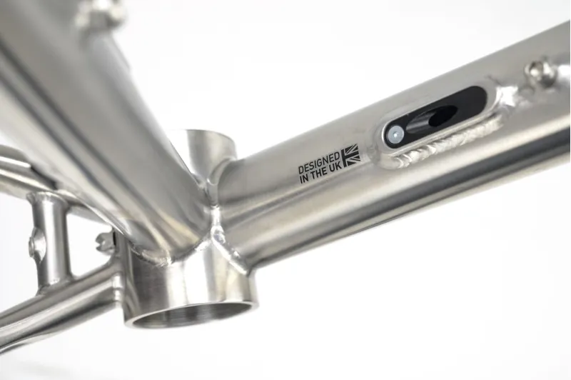 Genesis Croix De Fer 931 Frameset in Alice Clear-6