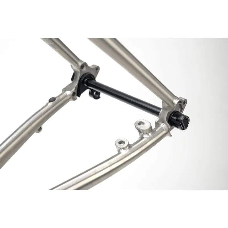 Genesis Croix De Fer Ti Frameset in Luther Van Gloss-9