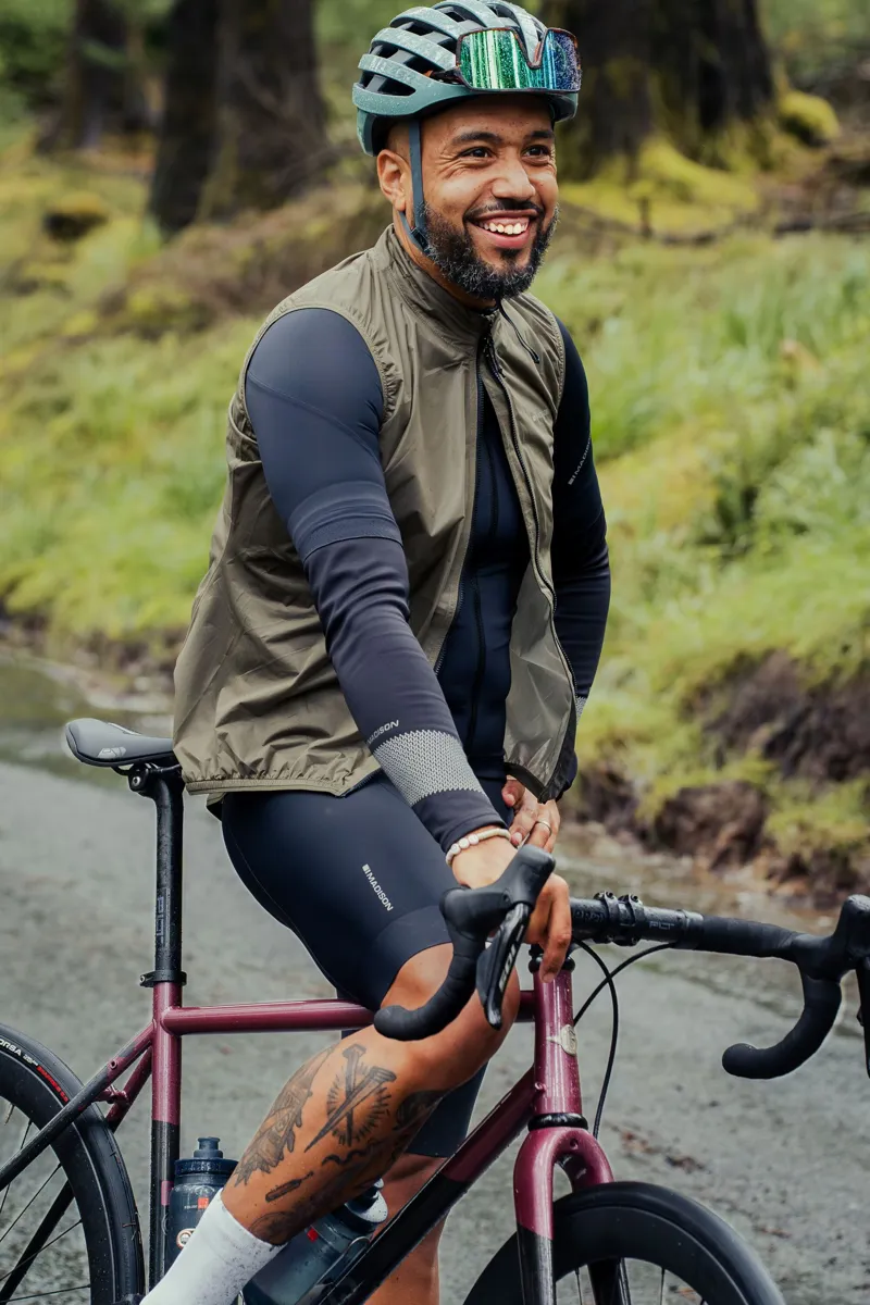 Madison Flux EIT Pad Lycra Men's Bib Short in Black-5