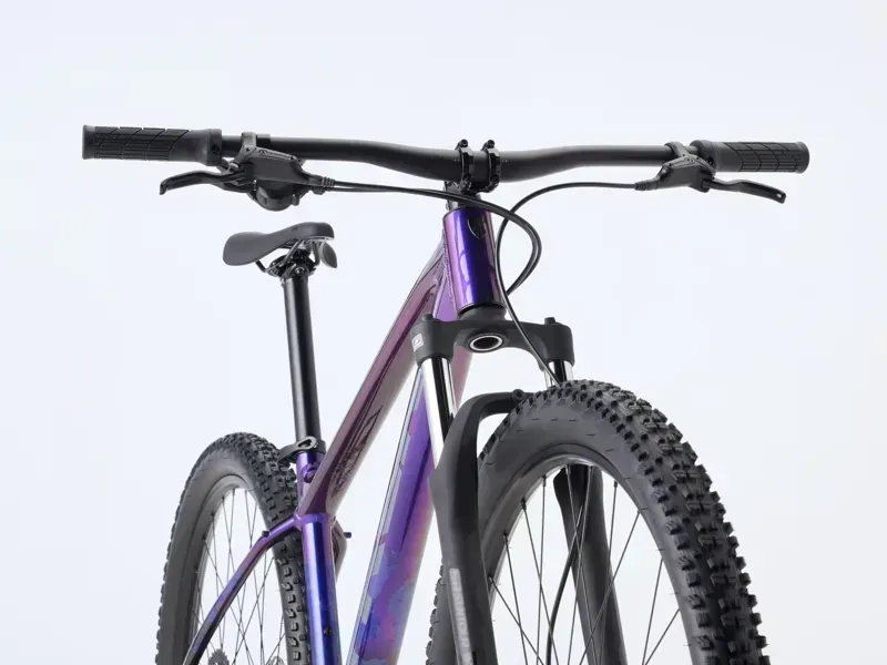 Trek Marlin 4 Gen 3 in Purple Flip/Black Fade-3
