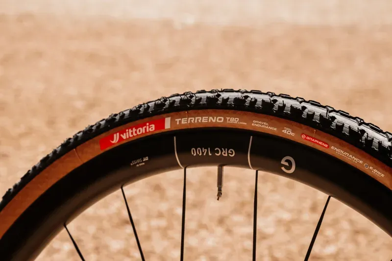 Vittoria Terreno T80 Coarse Loose Gravel Endurance G2.0 Tyre Brown-4