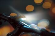 MOON Rigel Pro 1000 Lumen Front Light click to zoom image