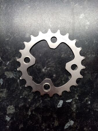 SHIMANO FC-M571 Deore LX 4-Arm Chainring 22T click to zoom image