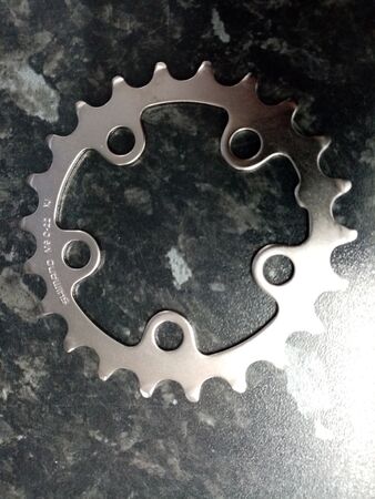SHIMANO Deore XT 5-Arm Chainring 22T click to zoom image
